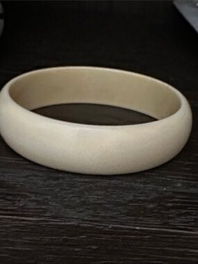 Neutral Cream Resin Bangle Bracelet for Women
